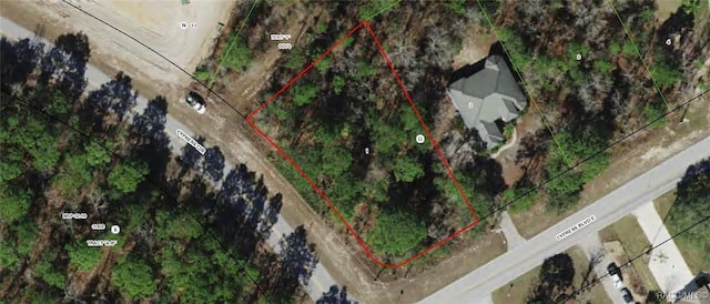 Listing photo 2 for 2 Cypress Blvd E, Homosassa FL 34446