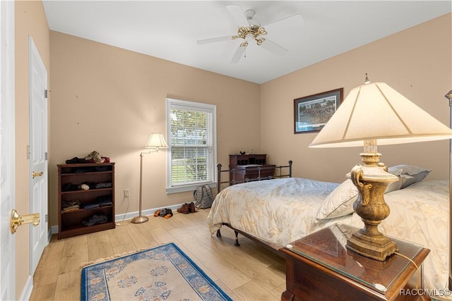 1200 N Annapolis Ave, Hernando, FL 34442 - bedroom with wood finished floors and ceiling fan