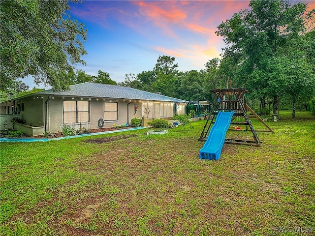 exterior space featuring a yard