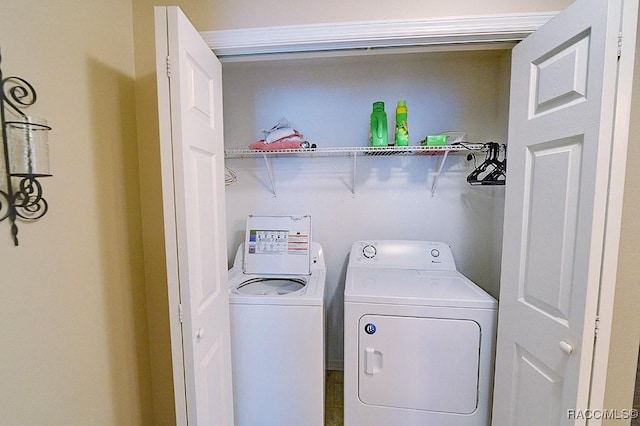 11938 W Blue Bayou Ct Unit 331, Crystal River, FL 34429 - clothes washing area featuring washer and clothes dryer and laundry area