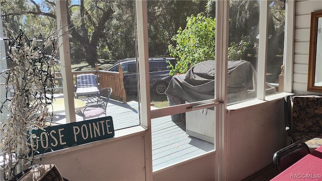 view of sunroom / solarium