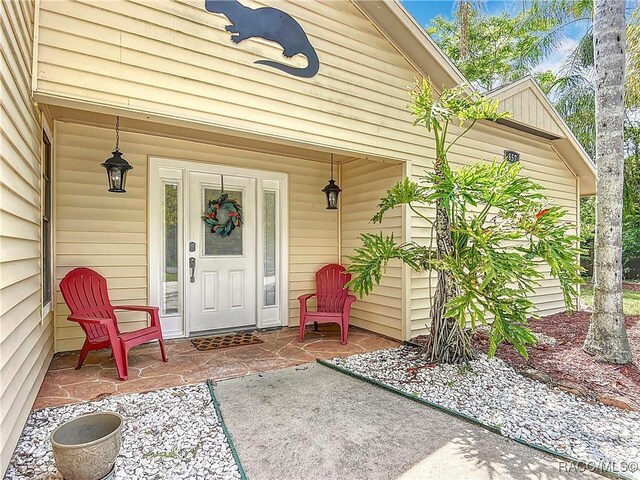 857 N Palm Springs Ter, Crystal River, FL 34429 - entrance to property with covered porch