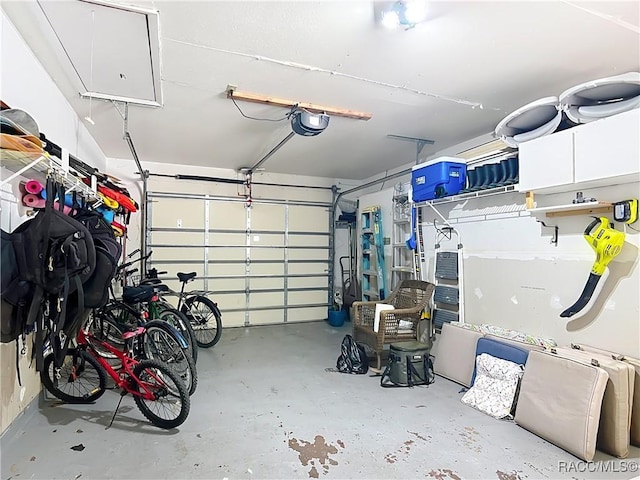 857 N Palm Springs Ter, Crystal River, FL 34429 - garage featuring a garage door opener