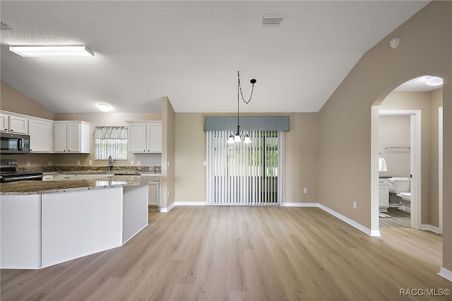 1268 Camero Dr, The Villages, FL 32159 - photo 10
