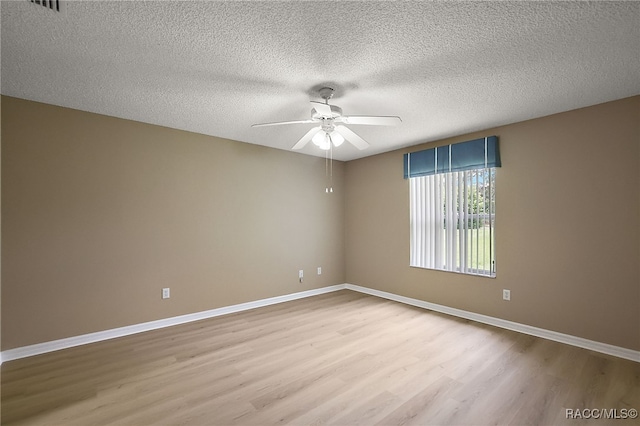 1268 Camero Dr, The Villages, FL 32159 - photo 18