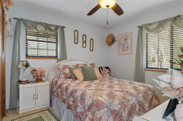 bedroom with ceiling fan