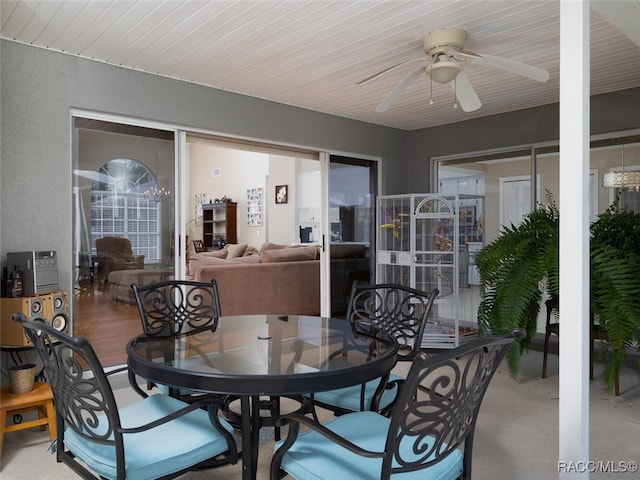 dining area with ceiling fan