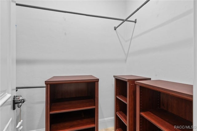 12380 SW 140th Loop, Dunnellon, FL 34432 - view of walk in closet