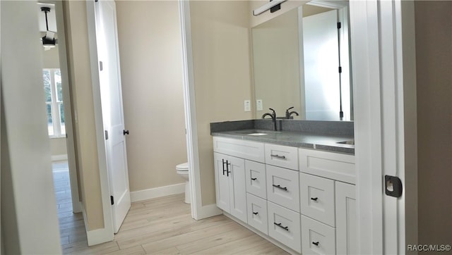 786 E Dunbar Ln, Hernando, FL 34442 - full bath with double vanity and wood finished floors