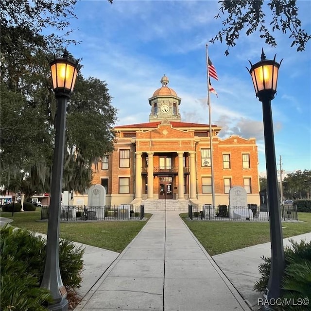 view of building exterior