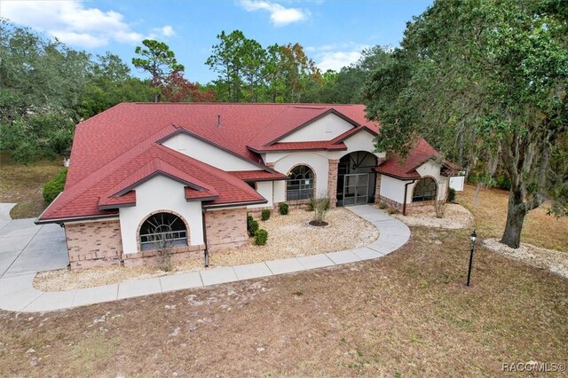 view of mediterranean / spanish-style home