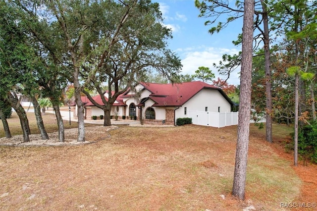 view of front facade