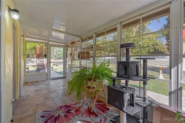 view of sunroom / solarium