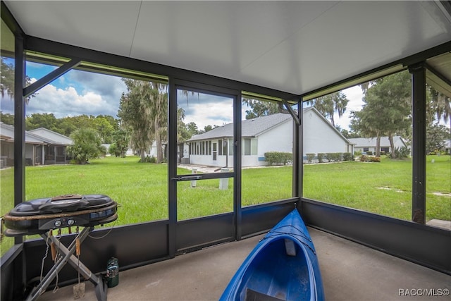 view of sunroom / solarium