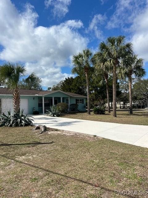 view of front of home with a front yard