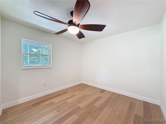 10097 Weatherly Rd, Brooksville, FL 34601 - photo 34