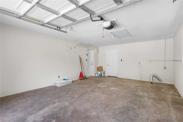 3410 N Bay Ave, Crystal River, FL 34428 - garage featuring a garage door opener
