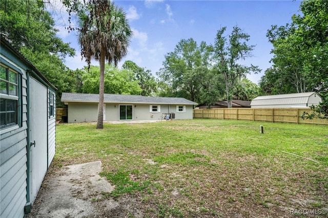 3410 N Bay Ave, Crystal River, FL 34428 - view of yard featuring view of wooded area