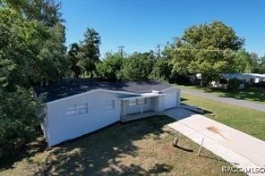 entry to storm shelter with a yard