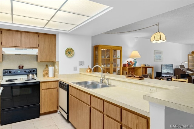 kitchen with kitchen peninsula, sink, pendant lighting, dishwasher, and black electric range oven