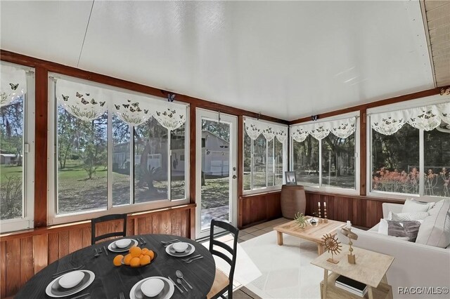 2191 S Moonlit Pt, Homosassa, FL 34448 - sunroom / solarium with healthy amount of natural light