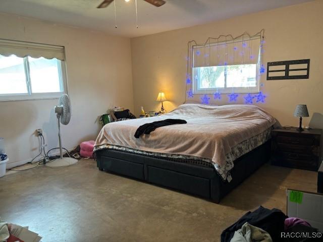 bedroom featuring a ceiling fan