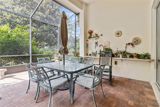 view of sunroom / solarium