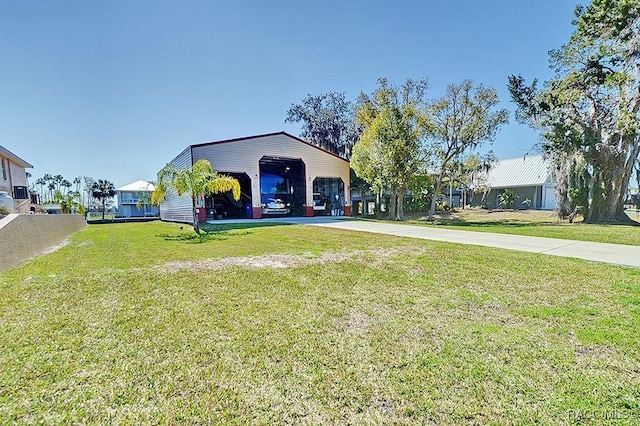 view of front of house with a front yard