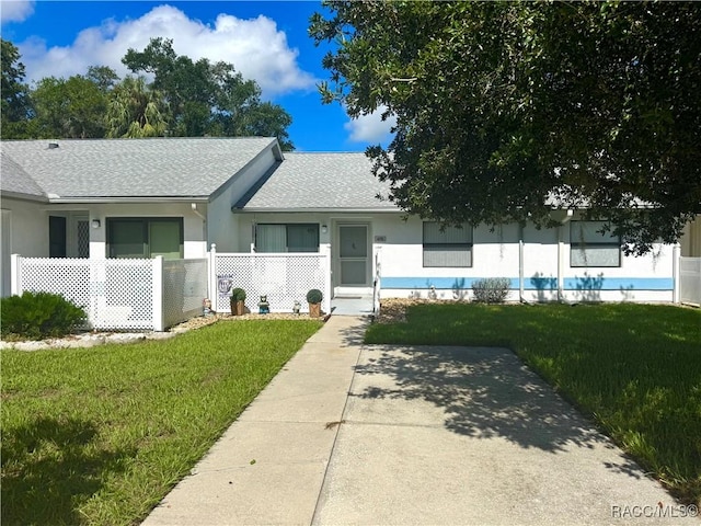 475 Landings Blvd, Inverness, FL 34450 - photo 1