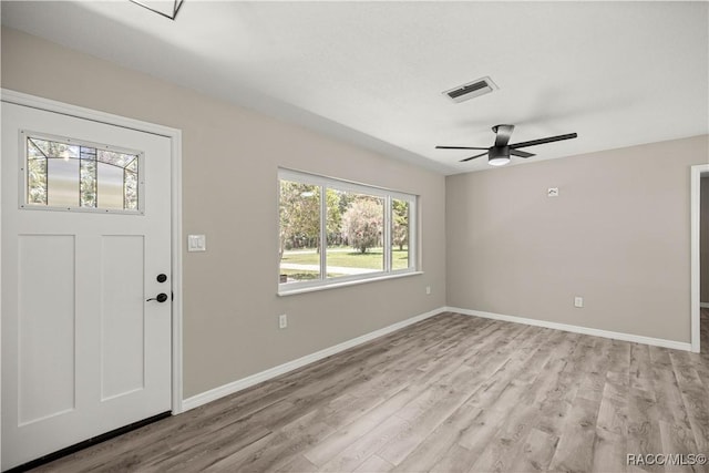 1361 NW 19th St, Crystal River, FL 34428 - foyer entrance featuring light wood-type flooring and ceiling fan