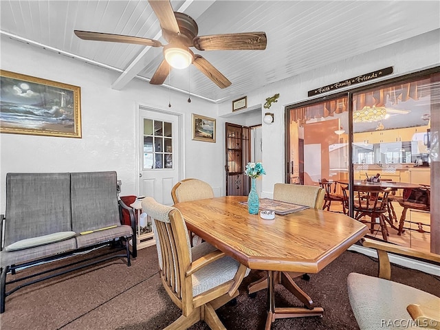 dining space with ceiling fan