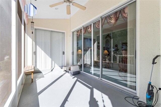 330 W Hillmoor Ln, Beverly Hills, FL 34465 - unfurnished sunroom featuring a ceiling fan