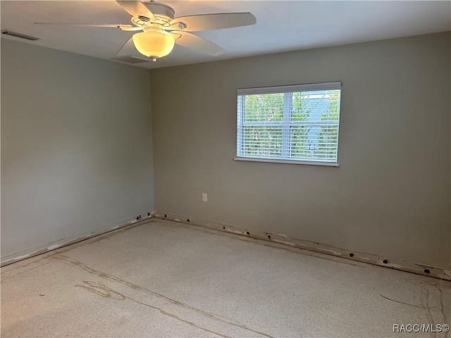 unfurnished room featuring ceiling fan