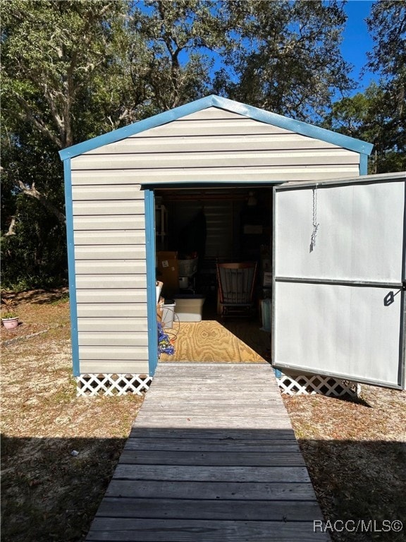 view of outbuilding