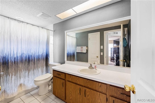 3085 Greynolds Ave, Spring Hill, FL 34608 - full bathroom featuring vanity, a textured ceiling, tile patterned flooring, and a shower with shower curtain