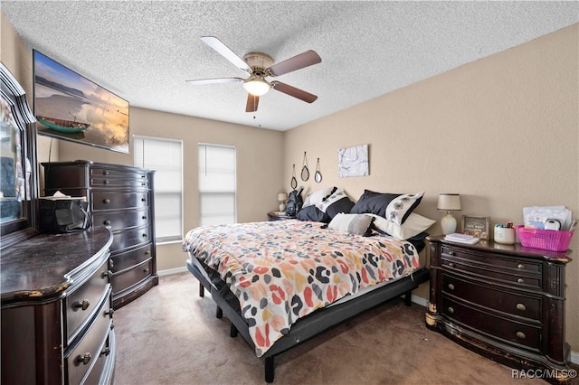 3085 Greynolds Ave, Spring Hill, FL 34608 - carpeted bedroom featuring a textured ceiling and a ceiling fan