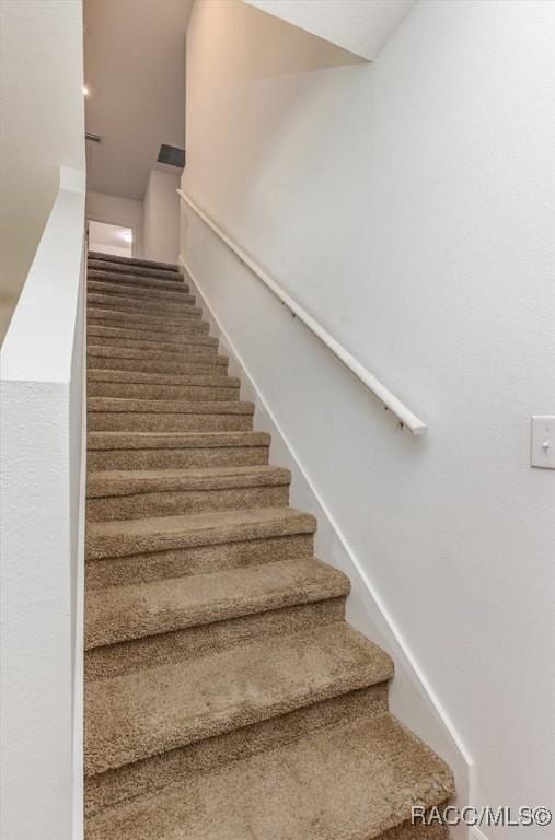 483 W Runyon Loop, Beverly Hills, FL 34465 - view of stairway