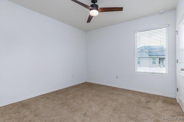 483 W Runyon Loop, Beverly Hills, FL 34465 - unfurnished room with light colored carpet, ceiling fan, and baseboards