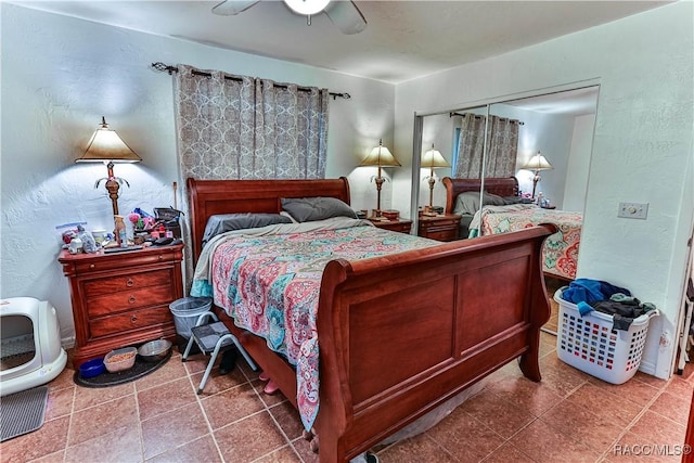 bedroom featuring a closet and ceiling fan