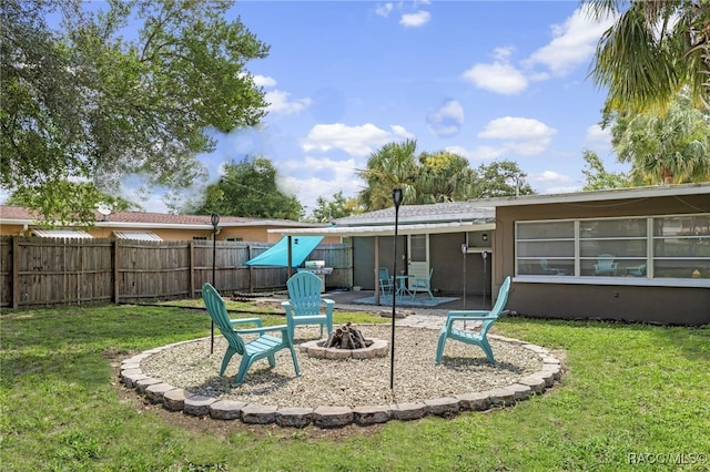 4 S Columbus St, Beverly Hills, FL 34465 - back of house featuring a fire pit and a patio