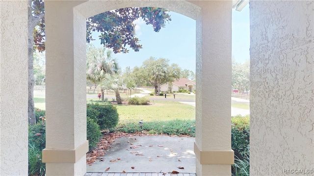 4690 W Tomahawk Dr, Beverly Hills, FL 34465 - view of patio