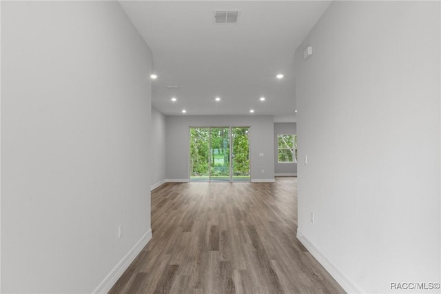 43 Bells Of Ireland Ct, Homosassa, FL 34446 - spare room with recessed lighting, wood finished floors, and baseboards