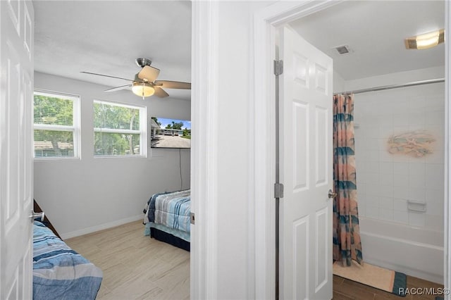 bedroom with ceiling fan