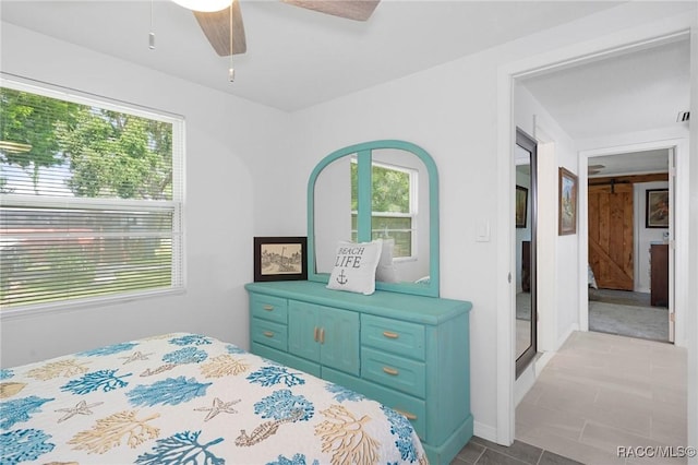 bedroom with ceiling fan