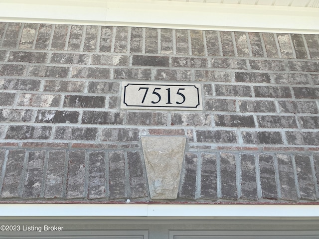 7515 Pavilion Park Rd, Louisville, KY 40214 - photo 2