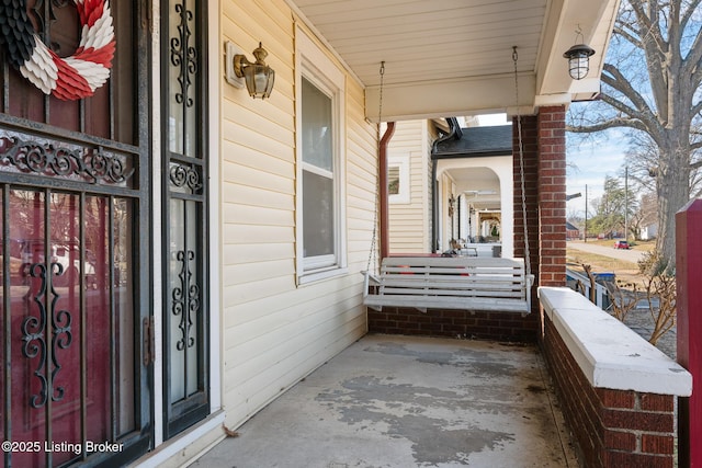 628 Harrison Ave, Louisville, KY 40217 - view of porch