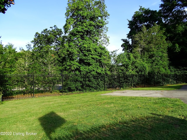 8412 Oxford Woods Ct, Louisville, KY 40222 - photo 76