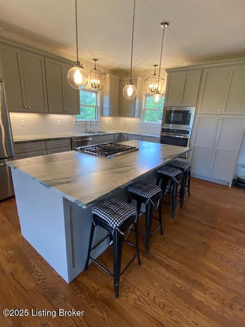 300 Sadie Ln, Bardstown, KY 40004 - kitchen featuring stainless steel appliances, gray cabinetry, a sink, and a chandelier