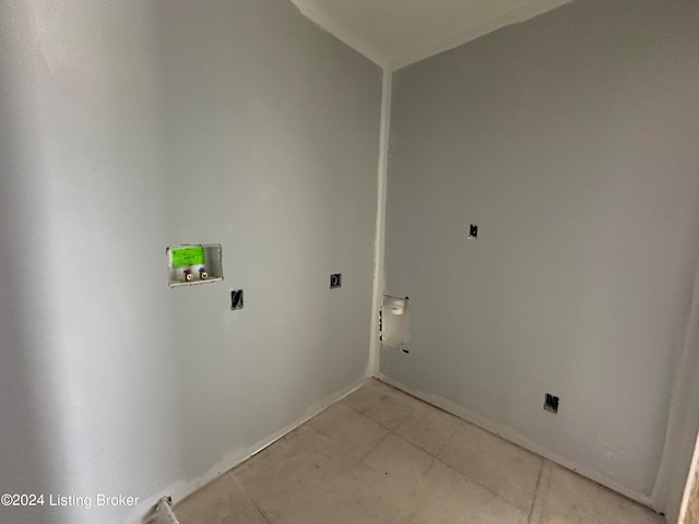 laundry room with hookup for an electric dryer and washer hookup