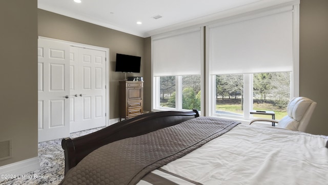 bedroom featuring a closet